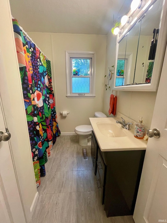 7210 W Dinsmore Rd, Bloomington, IN 47403 - full bath with vanity and a shower with shower curtain
