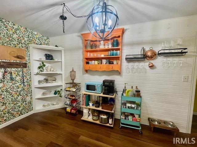 7210 W Dinsmore Rd, Bloomington, IN 47403 - view of pantry