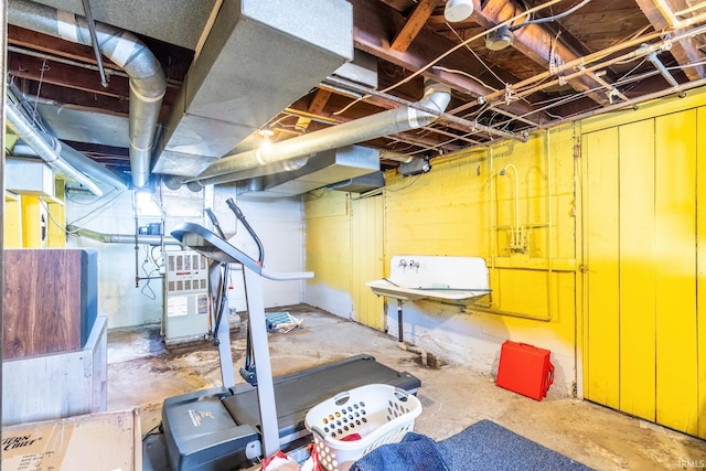 2130 N Wells St, Fort Wayne, IN 46808 - view of workout area