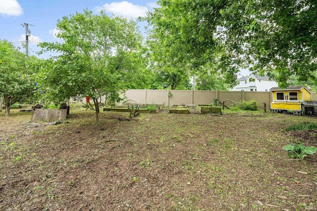 55698 Willowbend Blvd, Bristol, IN 46507 - view of yard with a garden