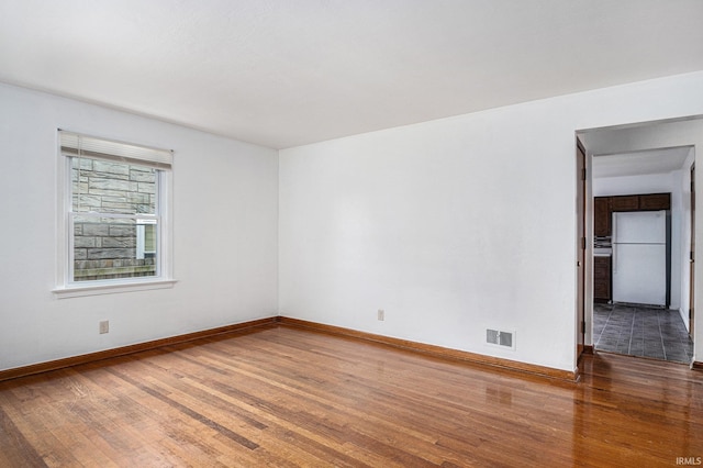 429 S Edison Ave, South Bend, IN 46619 - unfurnished room with wood finished floors