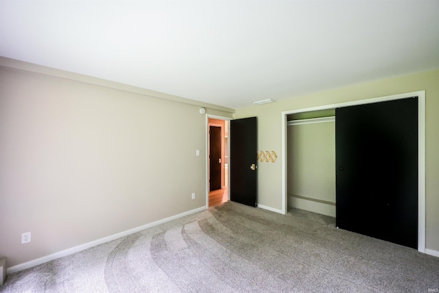 5219 Forest Grove Dr, Fort Wayne, IN 46835 - unfurnished bedroom featuring carpet floors and a closet
