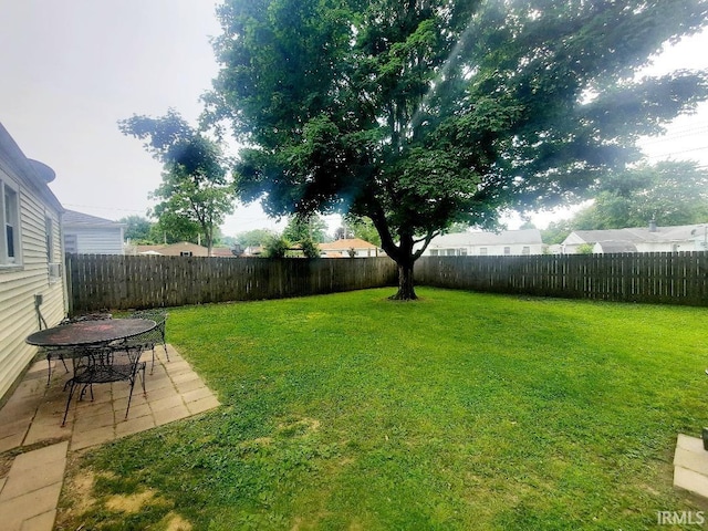 2629 S Meeker Ave, Muncie, IN 47302 - view of fenced backyard