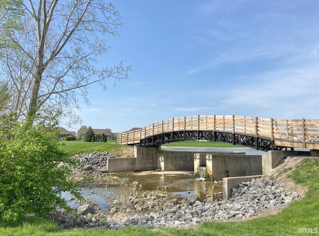 8005 Mackinac Cv, Fort Wayne, IN 46835 - view of property's community