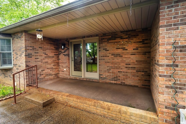9040 Clear Creek Dr, Evansville, IN 47711 - view of patio / terrace