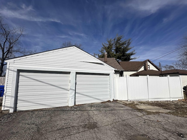 419 W Jefferson St, Kokomo, IN 46901 - view of detached garage