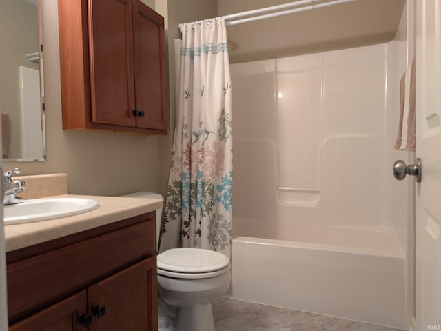 117 Blue Heron Cv, Decatur, IN 46733 - bathroom with vanity and shower / tub combo