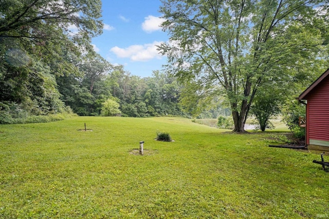 10154 W Rock E Rd, Bloomington, IN 47403 - view of green lawn