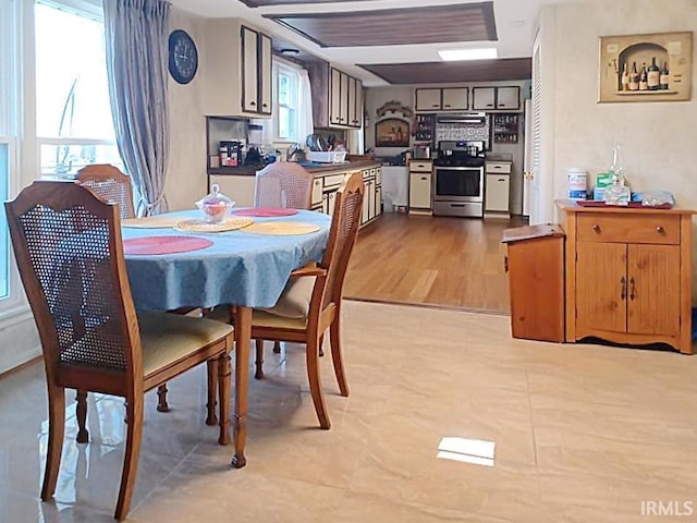 485 Boone St, New Haven, IL 62867 - view of dining area