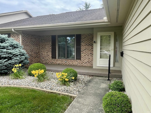 845 Crosspointe Ct, Wabash, IN 46992 - property entrance featuring brick siding