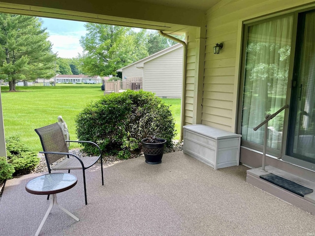 845 Crosspointe Ct, Wabash, IN 46992 - view of patio