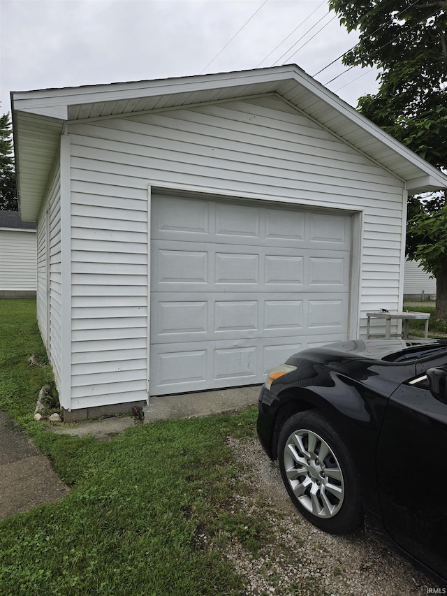 221 W 11th St, Bicknell, IN 47512 - detached garage featuring driveway