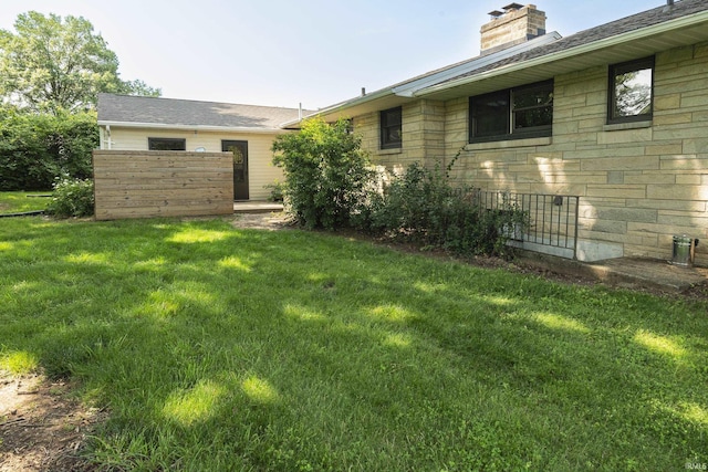 2330 N Fritz Dr, Bloomington, IN 47408 - view of yard