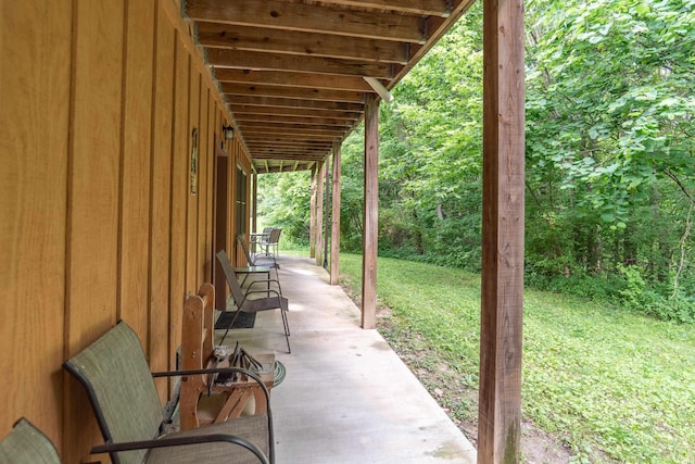 1275 N Sewell Rd, Bloomington, IN 47408 - view of patio / terrace
