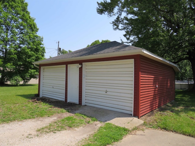 219 Fulton Ave, Rochester, IN 46975 - view of detached garage