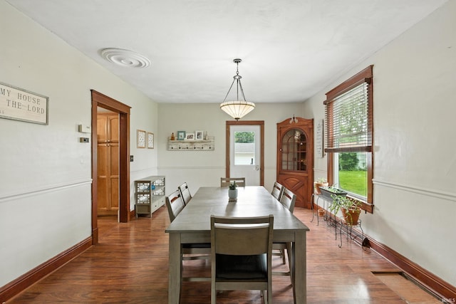 319 W Wiley Ave, Bluffton, IN 46714 - dining room featuring dark wood-type flooring