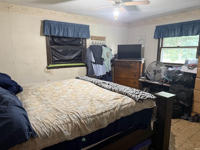 2286 N County Road 200 W, New Castle, IN 47362 - bedroom featuring ceiling fan