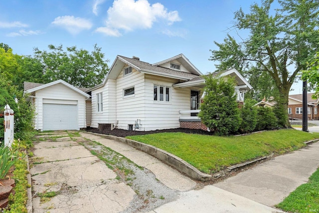 501 E Center St, Warsaw, IN 46580 - view of front of house with driveway and a front yard