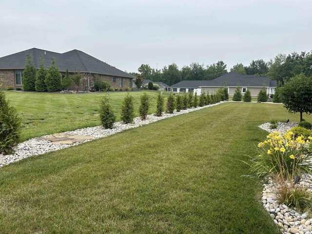 855 Reyling Dr, Jasper, IN 47546 - view of grassy yard