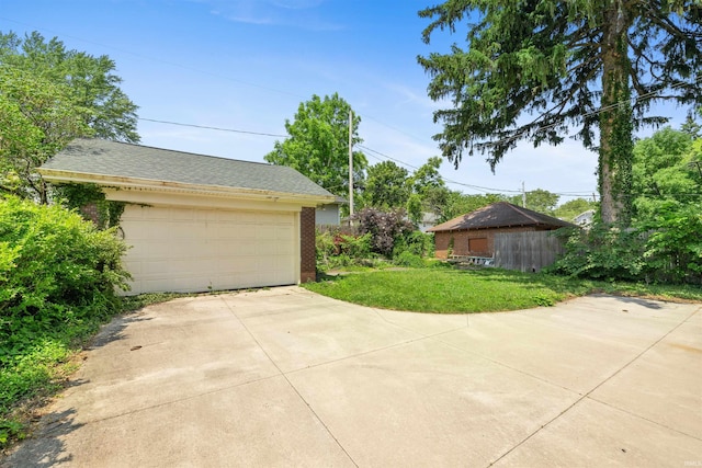 2131 Kensington Blvd, Fort Wayne, IN 46805 - view of detached garage