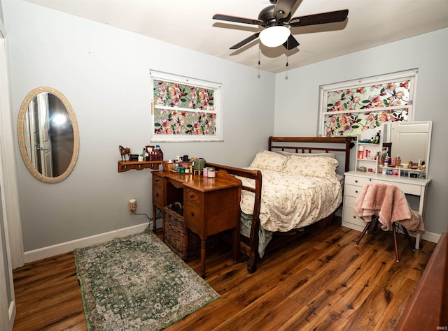 3945 W Walnut Leaf Dr, Bloomington, IN 47403 - bedroom with wood finished floors and a ceiling fan