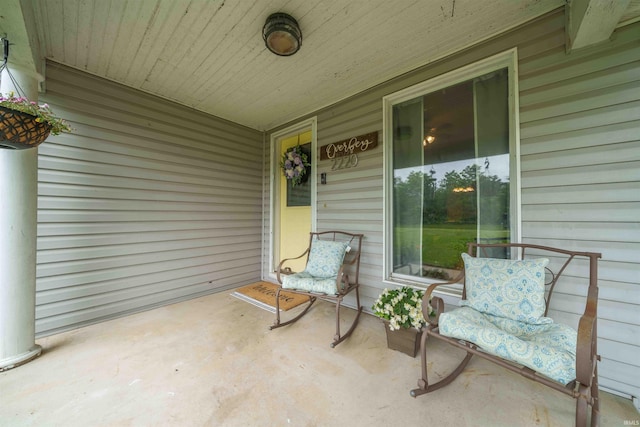 2220 N Huntington Rd, Marion, IN 46952 - view of porch