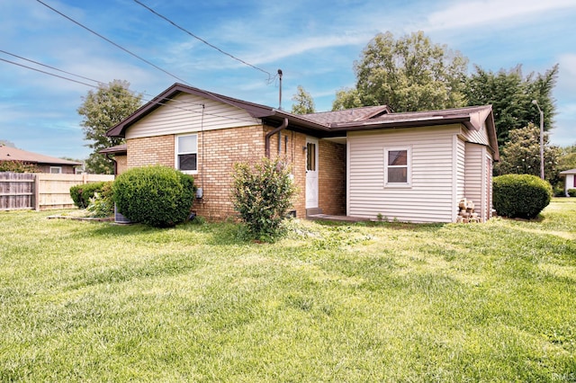 6412 E Oak St, Evansville, IN 47715 - back of property with brick siding