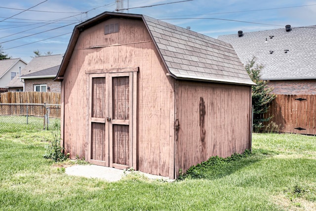 6412 E Oak St, Evansville, IN 47715 - view of shed with a fenced backyard
