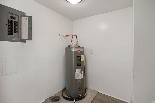 2305 N Armstrong St, Kokomo, IN 46901 - utilities with electric panel and water heater