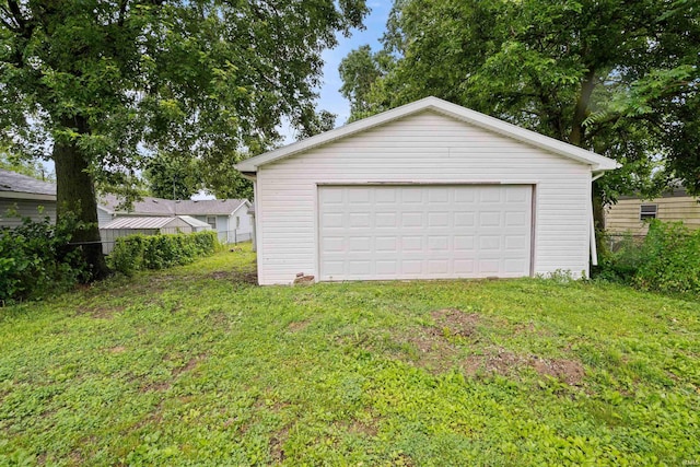 2305 N Armstrong St, Kokomo, IN 46901 - view of detached garage