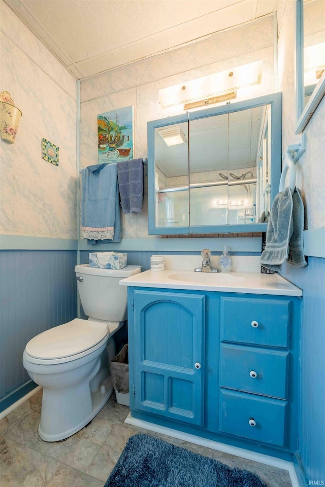 609 S Miller Ave, Marion, IN 46953 - bathroom with wainscoting and vanity