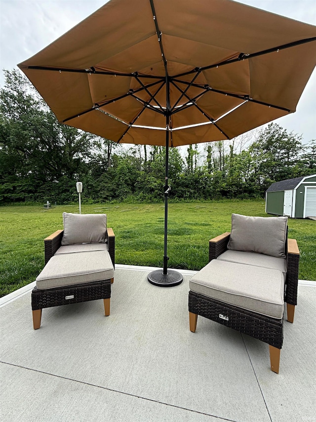 9 Beacon Way, Washington, IN 47501 - view of patio / terrace featuring a shed