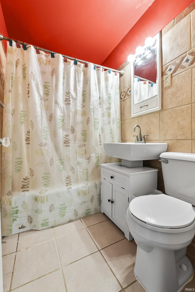 5309 S Hanna St, Fort Wayne, IN 46806 - bathroom with tile patterned floors, vanity, and a shower with curtain