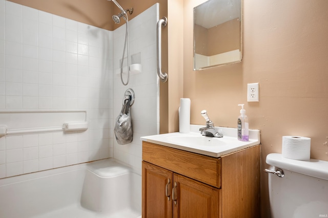 1614 E 24th St, Muncie, IN 47302 - full bath with vanity and tub / shower combination