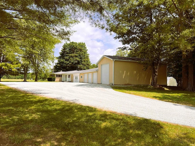 758 W 400 S Rd, Wabash, IN 46992 - view of garage