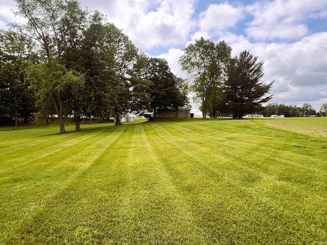 758 W 400 S Rd, Wabash, IN 46992 - view of grassy yard