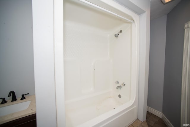 631 W 8th St, Bicknell, IN 47512 - full bathroom with a sink and washtub / shower combination