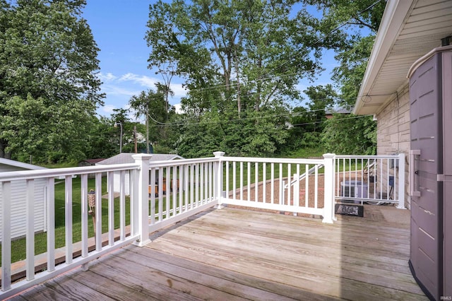 2208 Franklin St, Tell City, IN 47586 - view of deck