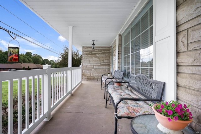 2208 Franklin St, Tell City, IN 47586 - view of covered porch