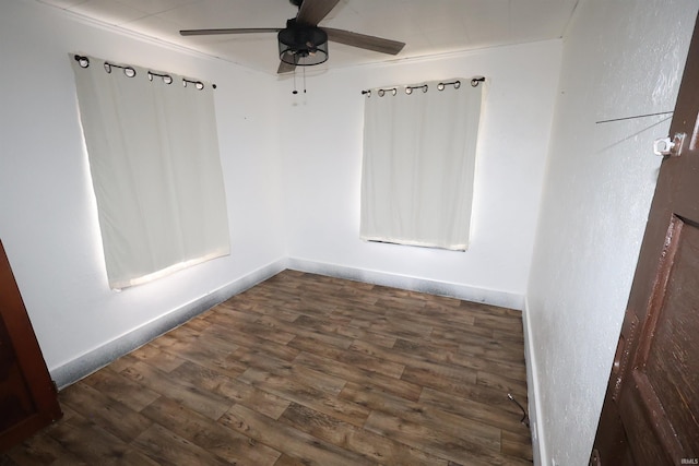901 Lawndale Ave, South Bend, IN 46628 - unfurnished room with wood finished floors and a ceiling fan