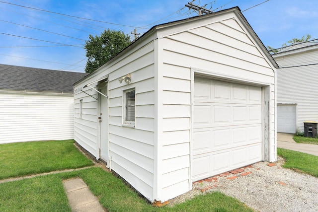 2405 E State Blvd, Fort Wayne, IN 46805 - view of detached garage