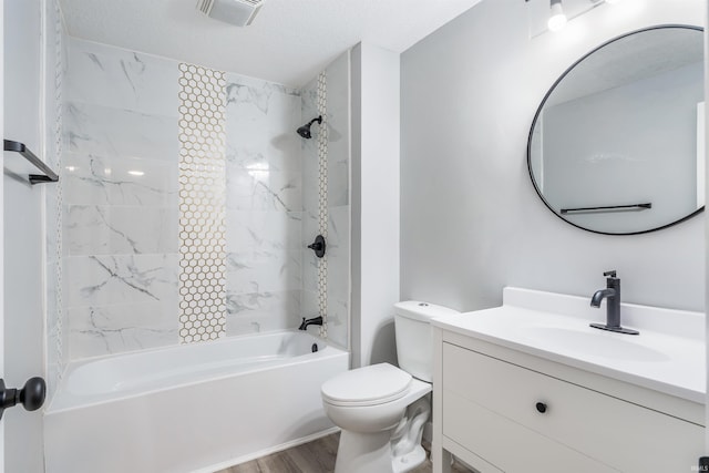 3524 Contessa Dr, Fort Wayne, IN 46816 - bathroom featuring vanity, shower / bathtub combination, and wood finished floors