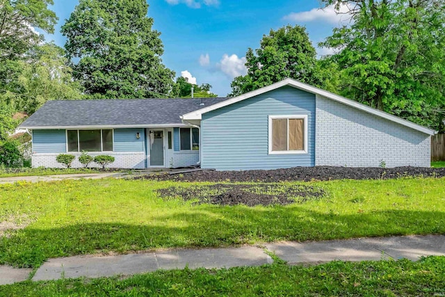 3524 Contessa Dr, Fort Wayne, IN 46816 - single story home with brick siding