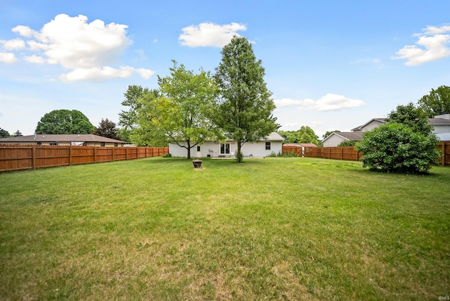 901 N Timberline Cir E, Warsaw, IN 46582 - view of fenced backyard