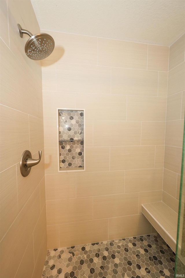 2410 Trillium Cv, Huntertown, IN 46748 - full bathroom with a tile shower