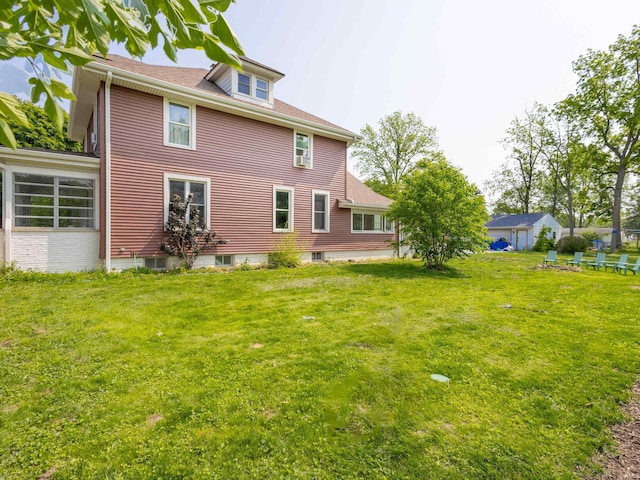 3020 Parnell Ave, Fort Wayne, IN 46805 - rear view of property featuring a yard and roof with shingles