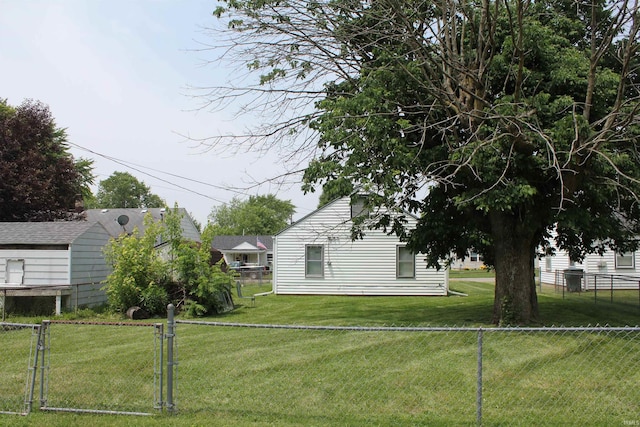 2012 S Vine St, Muncie, IN 47302 - view of fenced backyard