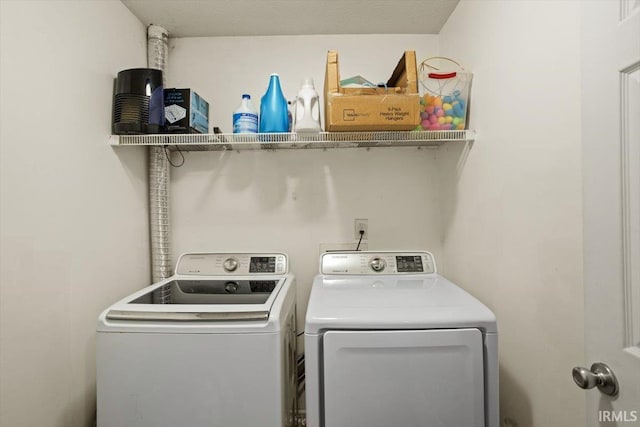 3933 Electra Ct, Lafayette, IN 47905 - laundry area featuring washing machine and clothes dryer