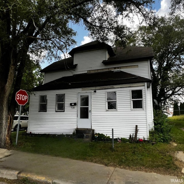 138 Huey St, South Bend, IN 46628 - view of front of property with entry steps