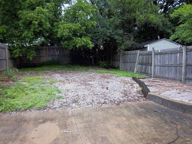 917 N Maple St, Bloomington, IN 47404 - view of fenced backyard